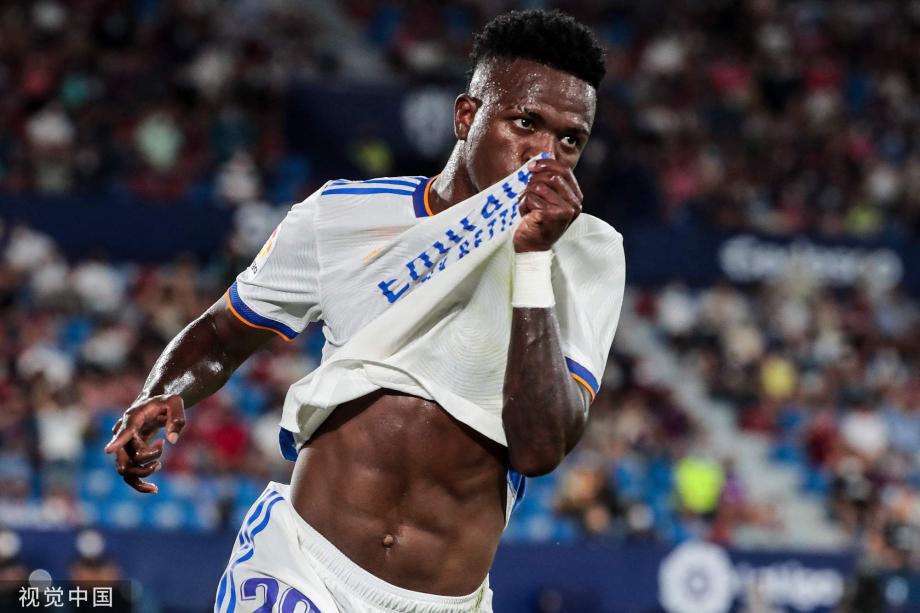 在比赛时依 在比赛时依